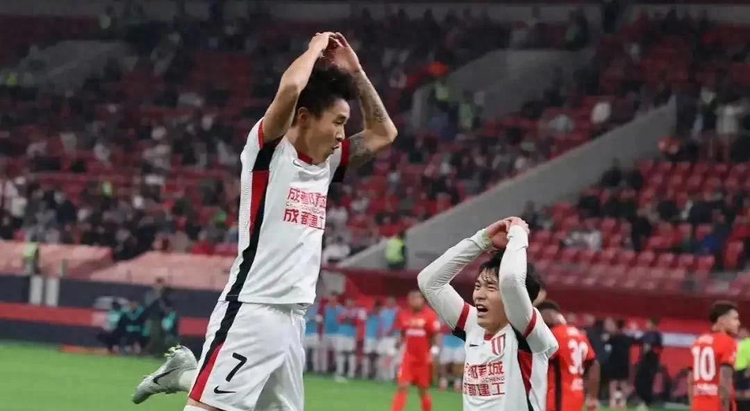 关于今晚成都蓉城备战CBA季后赛；遗憾出局细节曝光；质疑声仍在；临场指挥获称赞的信息-爱游戏官网