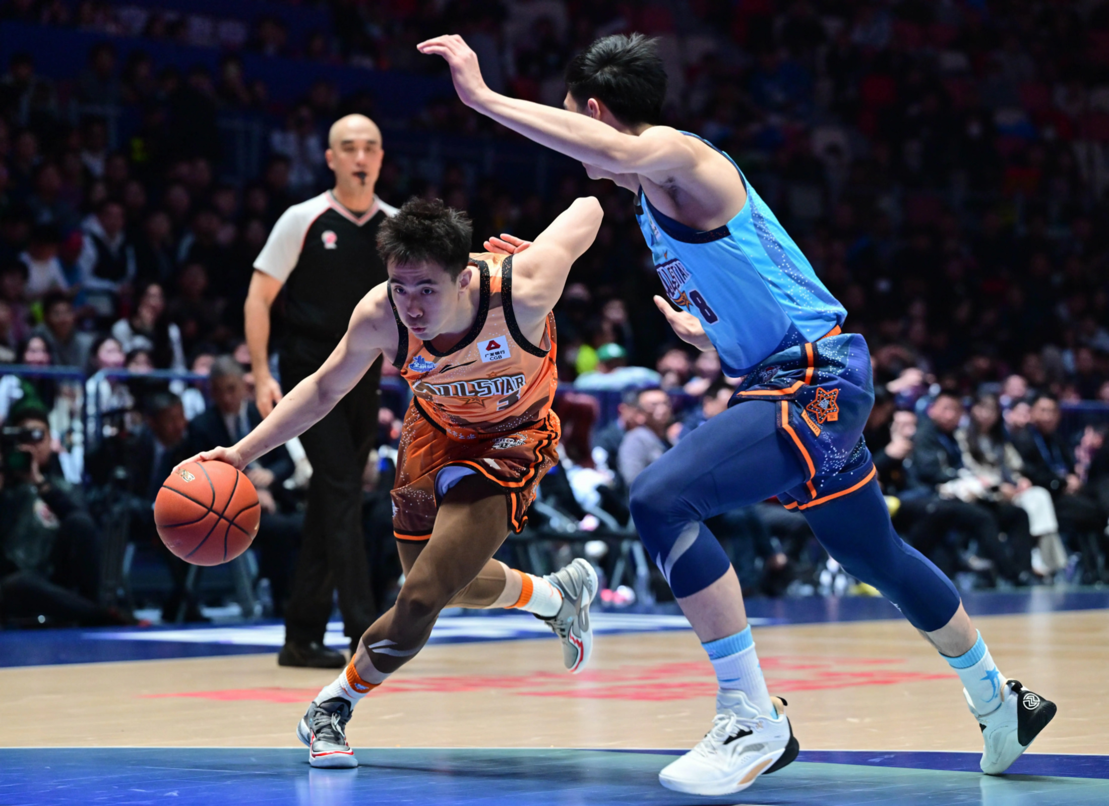 关于今晚深圳男篮调整名单以备法国杯，临场应变环节打磨，媒体盛赞，细节决定成败的信息-爱游戏官网